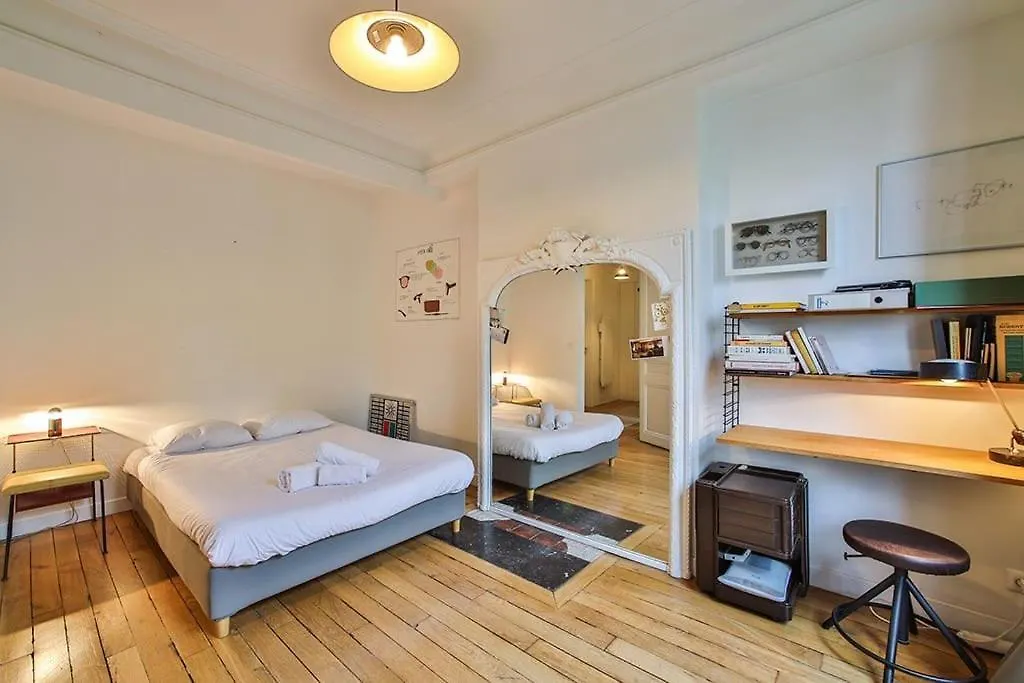Apartment Appartement Parisien - Quartier Batignolles
